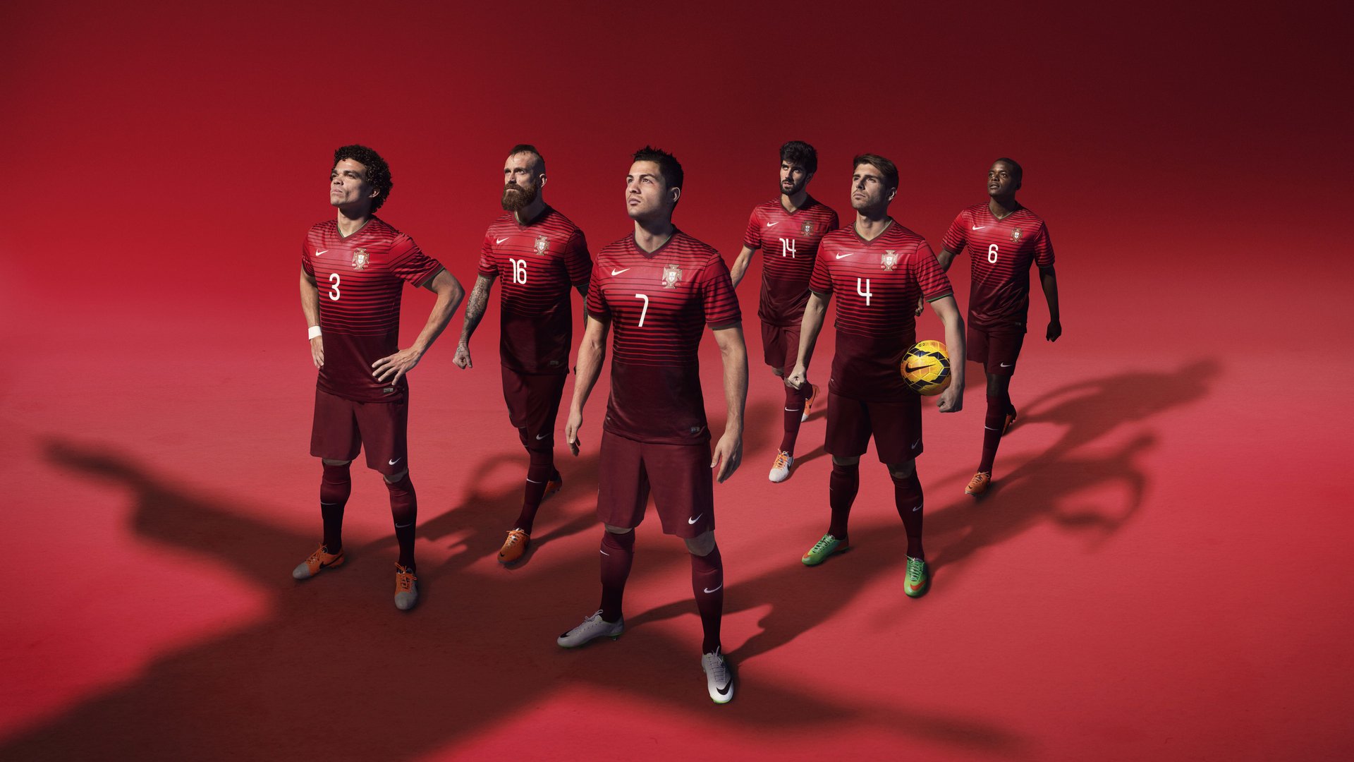 卡扎伊什维利再次破门，第25球领跑射手榜，冲击金靴称号，扎卡左后卫