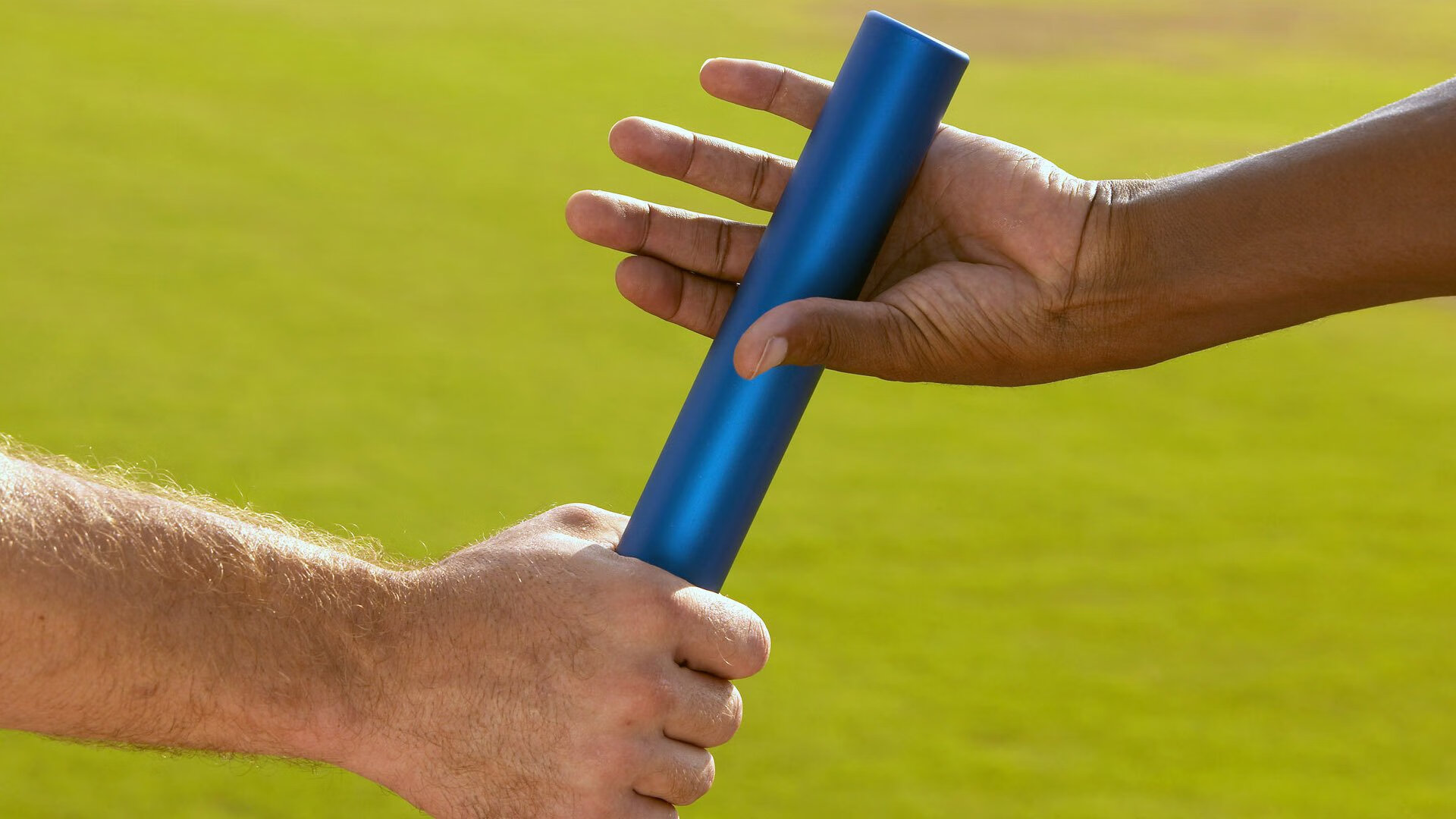 电竞解说风格多元化，观众互动成看点，电竞解说概念