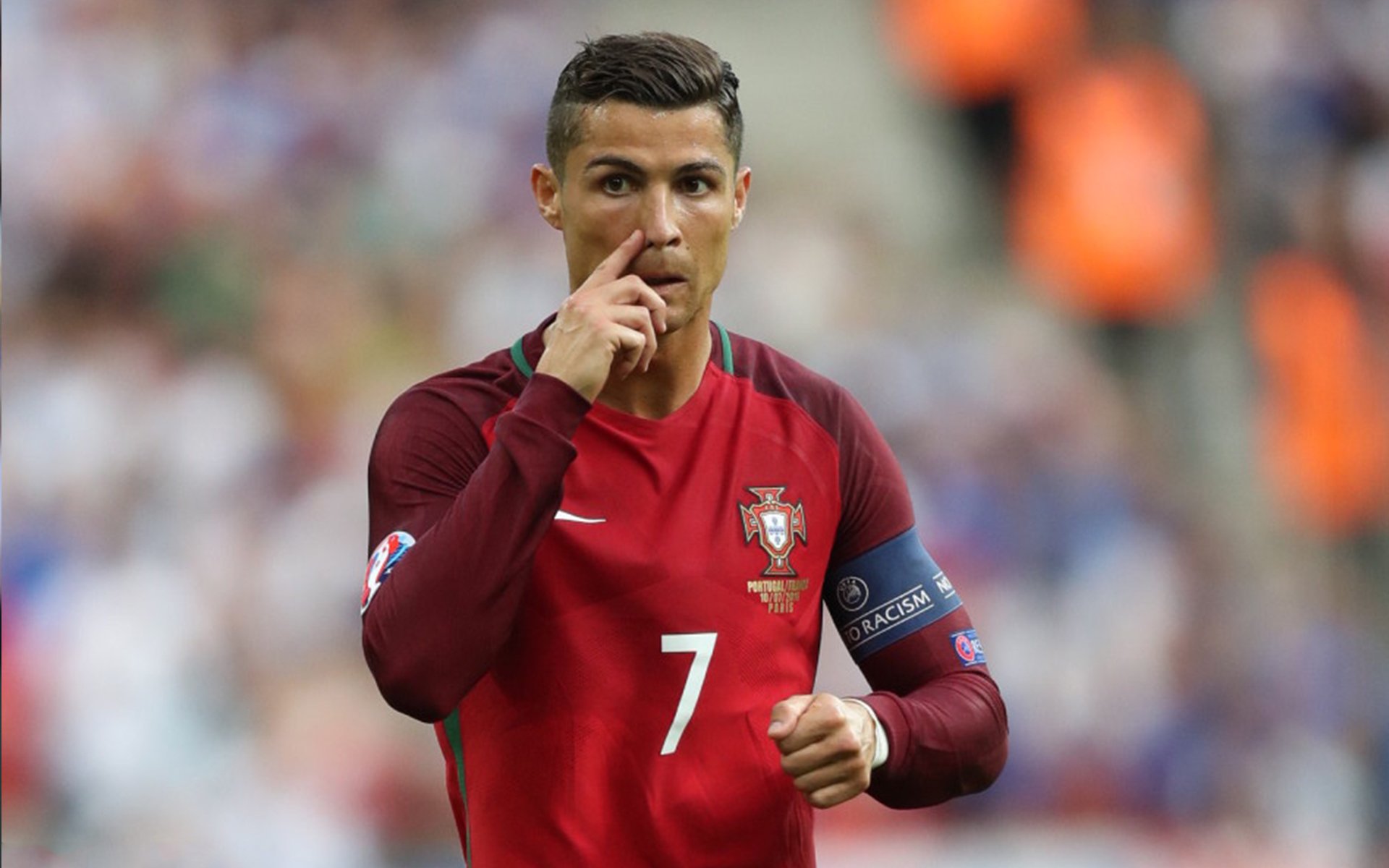 篮球少年怀揣梦想一路前行，篮球运动少年